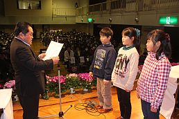 青年部副委員長の司会進行
